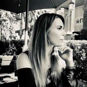 Meet your Posher, Elena